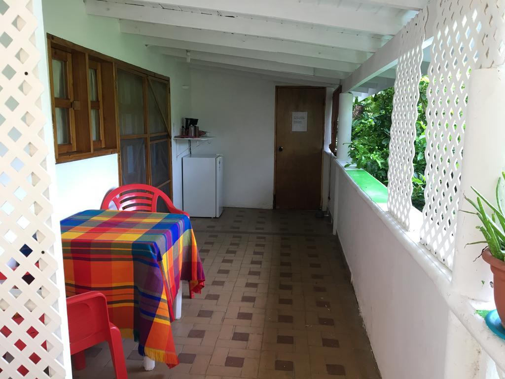 Hostal Casaluna San Andres Exterior photo